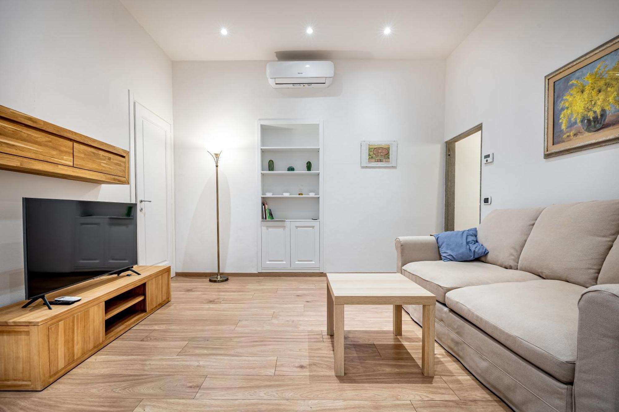 Roommo Via Dei Pilastri Giada Florencia Exterior foto